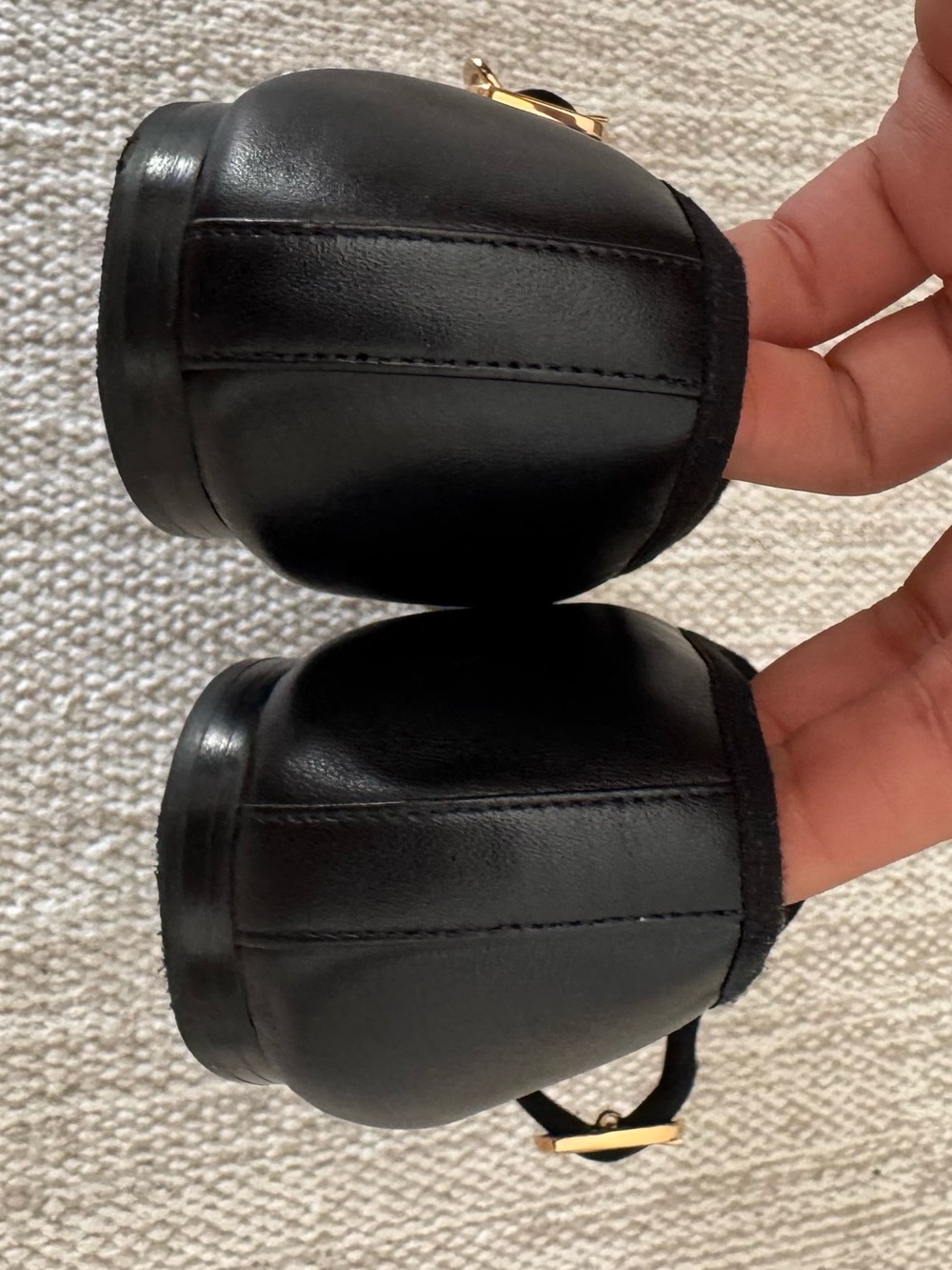 Chanel Leather Mary Jane Flats in Great condition - Picture 4 of 4